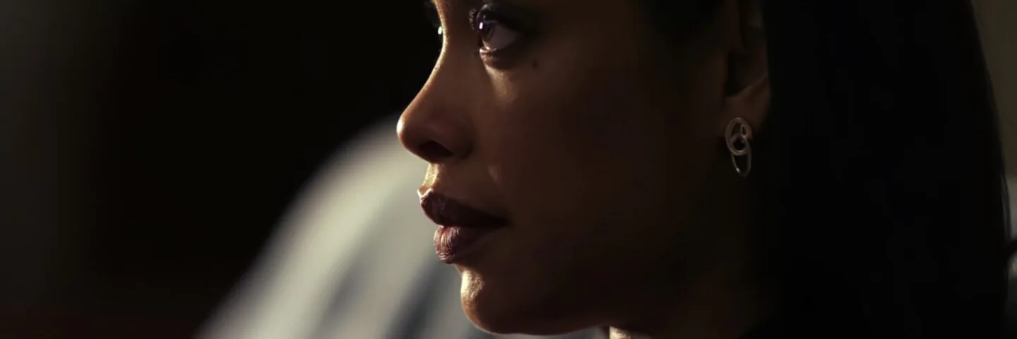 Кадр из 1 серии 1 сезона