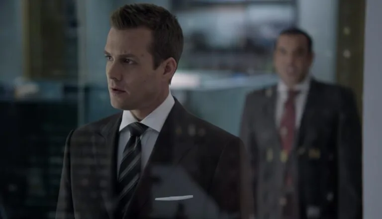 Момент из 16 серии 2 сезона