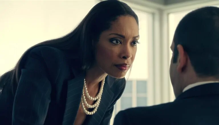 Момент из 8 серии 2 сезона