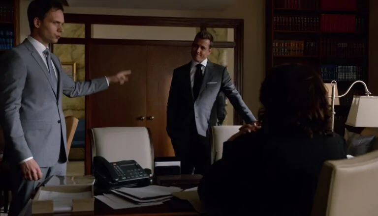 Момент из 2 серии 4 сезона