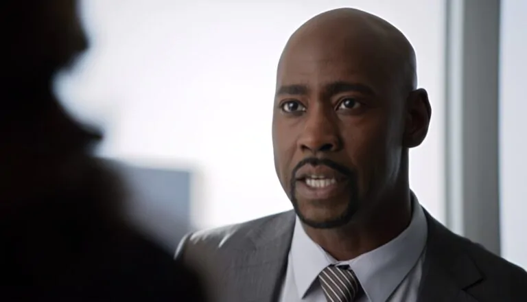 Момент из 9 серии 4 сезона