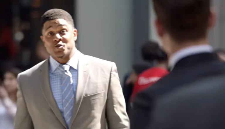 Момент из 2 серии 5 сезона