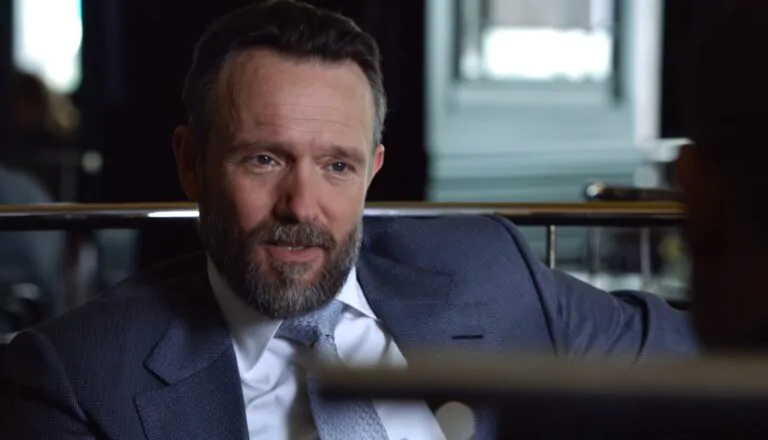 Момент из 5 серии 5 сезона