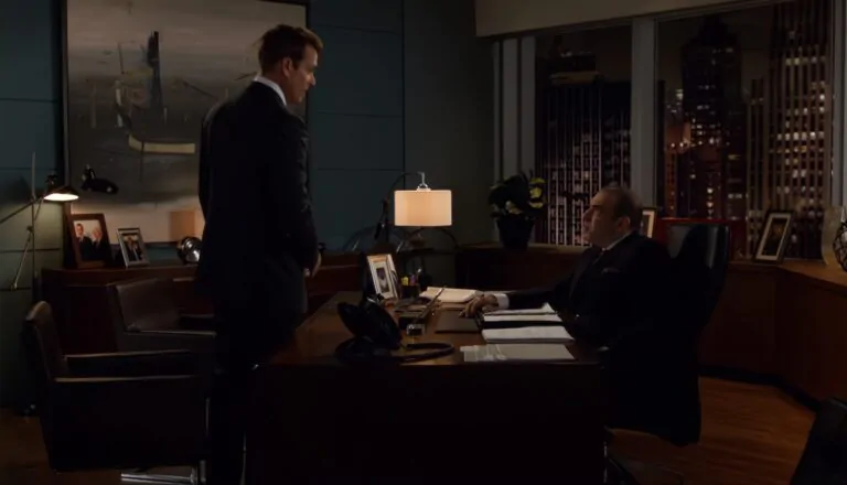 Момент из 13 серии 6 сезона