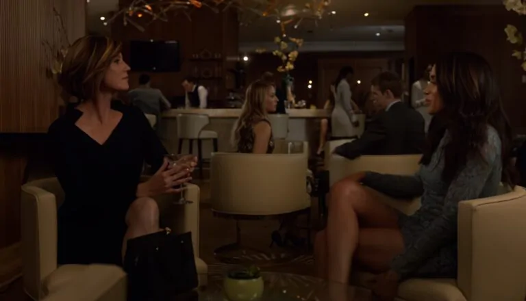 Момент из 15 серии 6 сезона