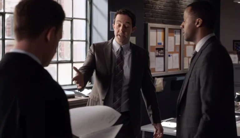 Момент из 15 серии 7 сезона