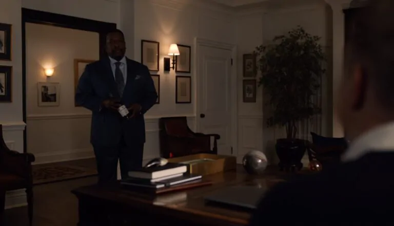 Момент из 16 серии 8 сезона