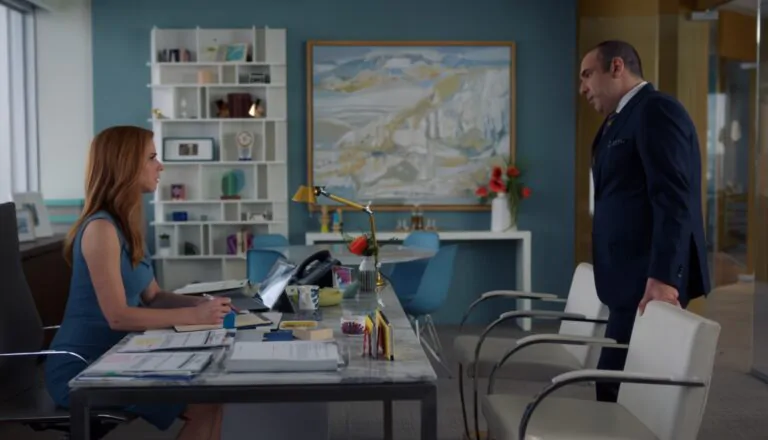 Момент из 5 серии 8 сезона