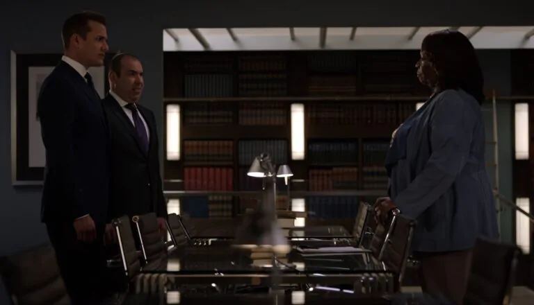 Момент из 6 серии 9 сезона